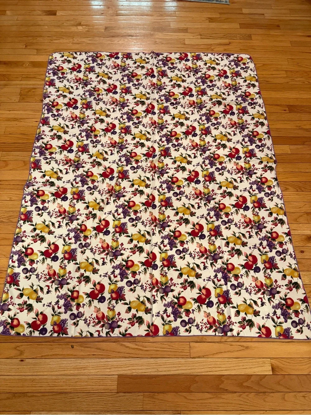VTG Retro Fruit Print Tablecloth in Cream with Red, Yellow & Purple 65x48